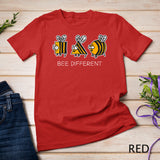 Bee Different T-Shirt Weird Unique Individuel Beekeeper Gift Shirt