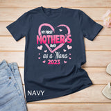Big Hearts Happy My First Mother's Day As A Nana Est 2023 T-Shirt