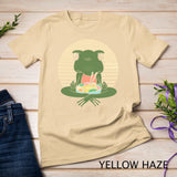 Cute Frog Eating Ramen T-Shirt