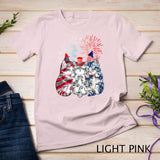 Funny Three Cat 4th Of July American Flag Patriotic Cat T-Shirt