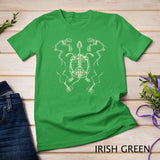 Goblincore Aesthetic Frog and Turtle Dark Academia Skeleton T-Shirt