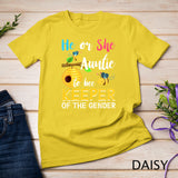 He Or She Auntie To Bee Keeper Of The Gender Reveal Gifts T-Shirt
