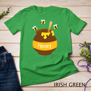 Honey Pot Cute Bee Buzzing Beehive Flying Funny Beekeeping T-Shirt