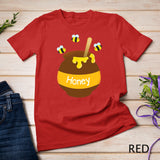 Honey Pot Cute Bee Buzzing Beehive Flying Funny Beekeeping T-Shirt