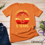 Kids Riding into 5 Years horse gift five year old birthday T-Shirt