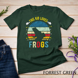 Kids This Kid Loves Frogs Boys and Girls Frog Gift T-Shirt