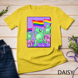 LGBTQ Frog Ally Frog LGBT Pride Pansexual Bisexual Flag Cute T-Shirt
