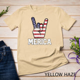 Merica Rock Sign 4th of July Vintage American Flag Retro USA T-Shirt