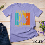 Retro Vintage I Like Frogs and Maybe 3 People Frog Lover T-Shirt
