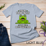 Toad-Ally The Best Godfather Frog Lover Toad Goddaddy T-Shirt