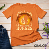 Vintage Horse Graphic Design - Just A Girl Who Loves Horses T-Shirt