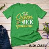 Womens Queen Bee Grandma T-Shirt
