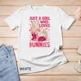 Bunny Just A Girl Who Loves Bunnies Rabbit Flower Floral T-Shirt