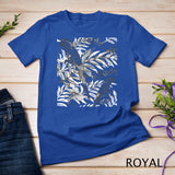 Chinoiserie Tropical Parrot Exotic Bird Floral Monochrome T-Shirt