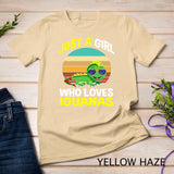 Just a Girl Who Loves Iguana Gifts Pet Lovers Lizard Iguana T-Shirt