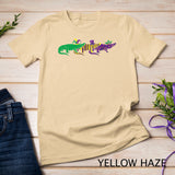 Mardi Gras Alligator Beads Festival Animals Lover Jester Hat T-Shirt